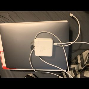 MacBook Pro Touch ID